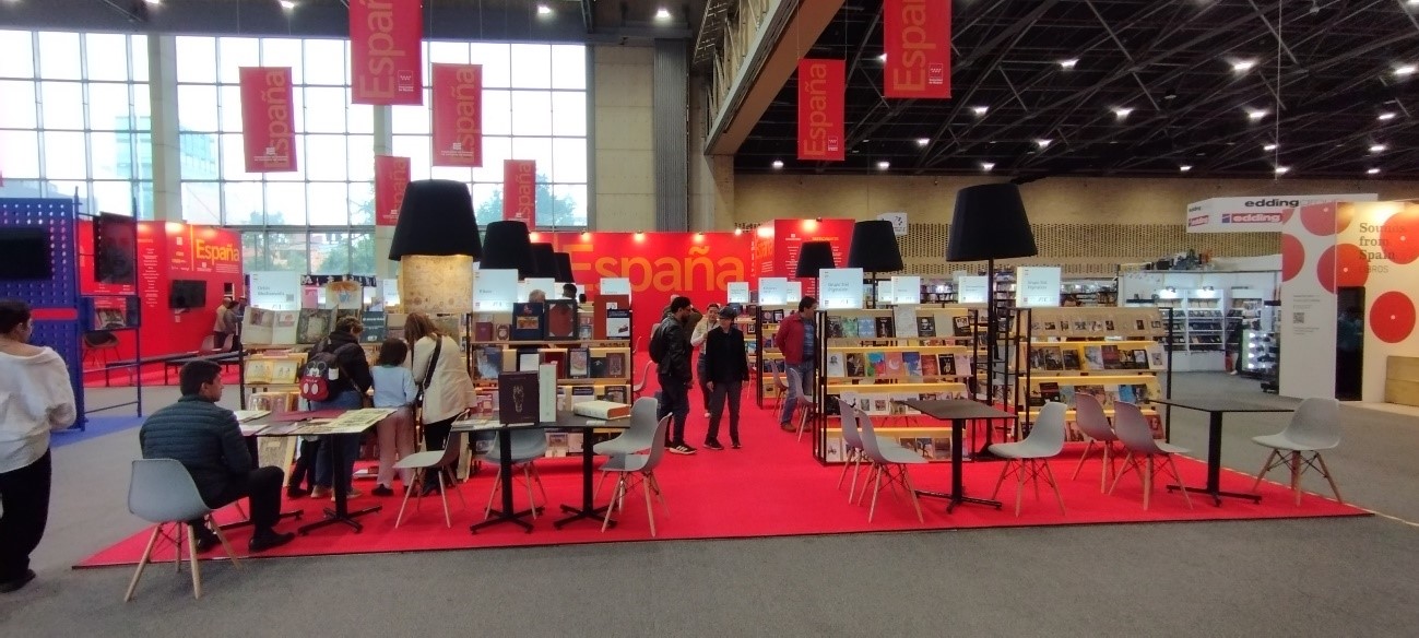 Estand de la FGEE a la FILBo 2025